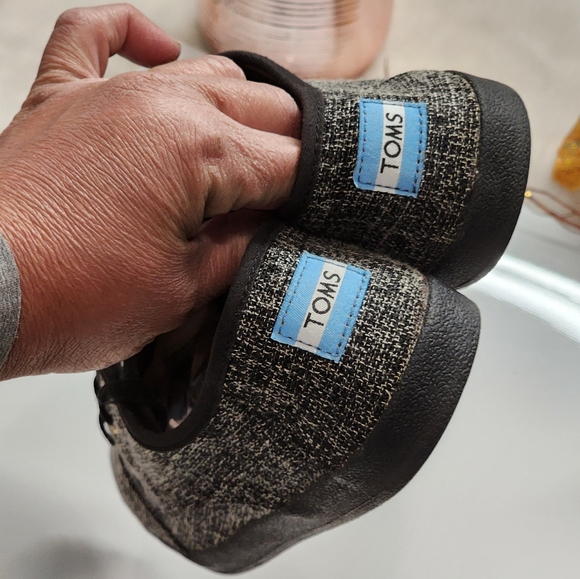 Toms Women's Black and White Tweed Sneakers - Picture 3 of 5